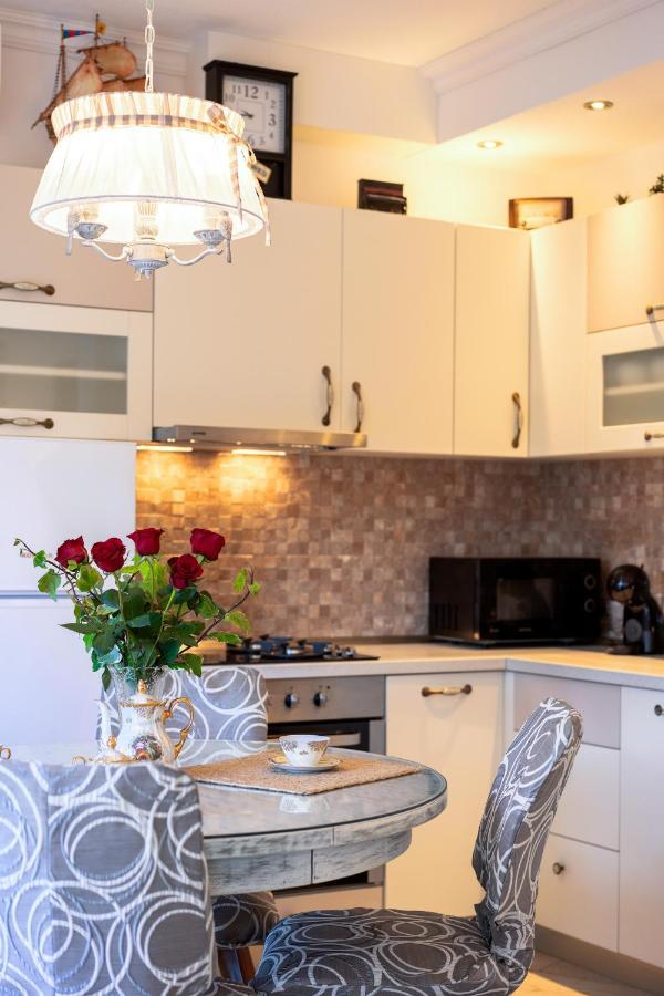 Villa Capitis In The Center- Luxury Apartment With Swimming Pool Hvar Town Extérieur photo