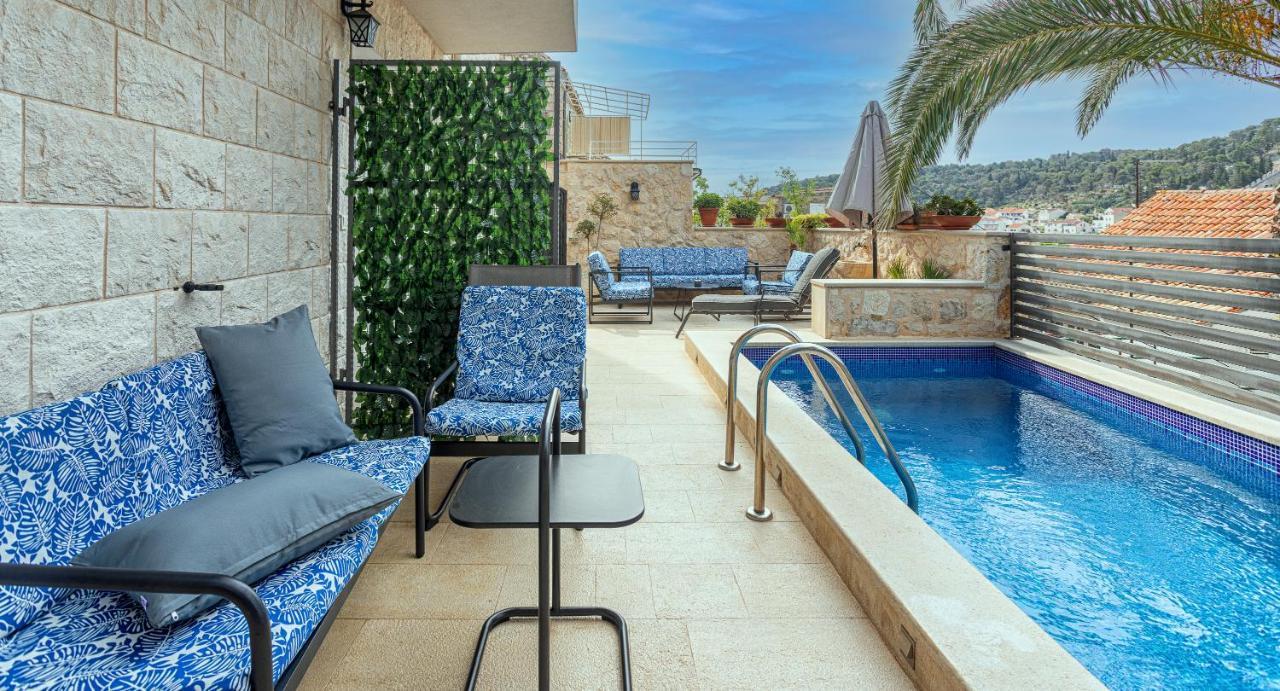 Villa Capitis In The Center- Luxury Apartment With Swimming Pool Hvar Town Extérieur photo